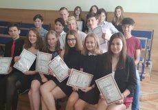 Předávání certifikátů Předávání certifikátů