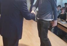 Předávání certifikátů Předávání certifikátů