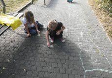 Malovani na vychazce 1.D a 2.B Malovani na vychazce 1.D a 2.B