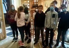 V rámci projektového dne mimo školu jsme navštívili lovecký zámek Ohrada. V rámci projektového dne mimo školu jsme navštívili lovecký zámek Ohrada.