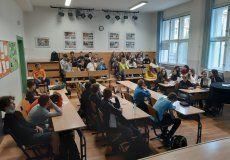 Bankéři do škol Bankéři do škol
