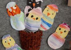 Pomlázka, barvení vajíček, řehtačky. Vzpomeneš si ještě na jiné zvyky? Pomlázka, barvení vajíček, řehtačky. Vzpomeneš si ještě na jiné zvyky?