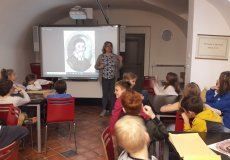 V Národním pedagogickém muzeu jsme si ve středu 5. 10. ověřili své znalosti o Janu Amosu Komenském ... V Národním pedagogickém muzeu jsme si ve středu 5. 10. ověřili své znalosti o Janu Amosu Komenském ...