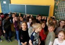 Učíme se měřit a vážit Učíme se měřit a vážit