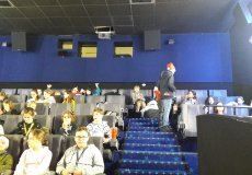 V úterý 20. 12. jsme zhlédli film ... V úterý 20. 12. jsme zhlédli film ...
