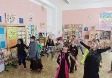 HB- Karneval čarodějnice. HB- Karneval čarodějnice.