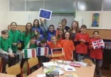 EU EU