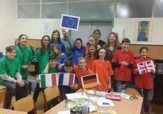 EU EU