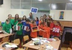 EU EU