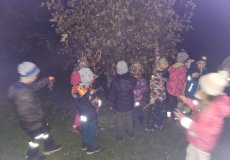 ŠvP - stezkou odvahy, za návštěvou 2.B, děkujeme za netopýři překvapení ŠvP - stezkou odvahy, za návštěvou 2.B, děkujeme za netopýři překvapení