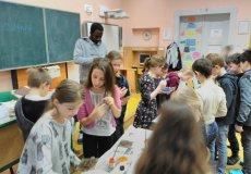 Okno do Afriky - výroba tašek Okno do Afriky - výroba tašek