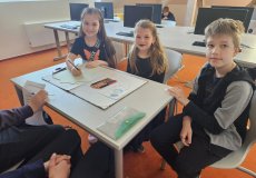 LANGUAGE WHIZ