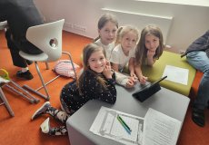 LANGUAGE WHIZ