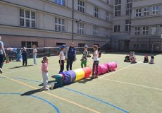 3.D, 4.C - spolupráce s MŠ - sportovní odpoledne 3.D, 4.C - spolupráce s MŠ - sportovní odpoledne