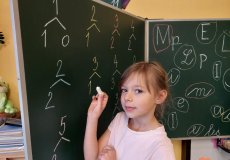 Rozklady čísel na tabuli