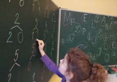 Rozklady čísel na tabuli