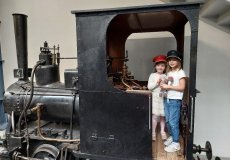 NTM - „Mourek a mašinky”