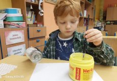 Příprava na vánoční trhy