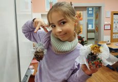 Anhel s andílky a vázičkou