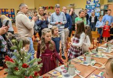 Vánoční trhy s besídkou