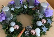 Adventní věnce 3.B
