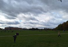 Pouštění draků na Vypichu