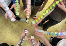 Pč papíroví skládaní hadi