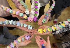 Pč papíroví skládaní hadi