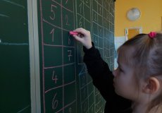 Procvičujeme si rozklady