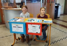 Pomáhaly jsme u zápisu; Líza a Amia