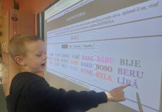 Slabikový slovní fotbal