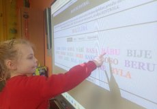 Slabikový slovní fotbal