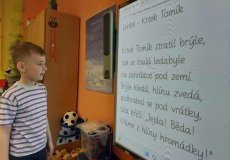 Čteme báseň