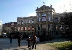 Muzeum a divadlo Muzeum a divadlo