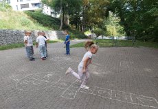 Skáčeme panáka, „Jupí!”