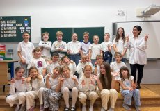Barevný den - My v barvě bílé