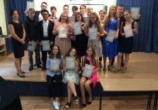 Předávání certifikátů Předávání certifikátů