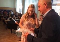 Předávání certifikátů Předávání certifikátů