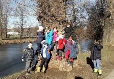 Sluníčko svítilo do očí ... (1.A) Sluníčko svítilo do očí ... (1.A)